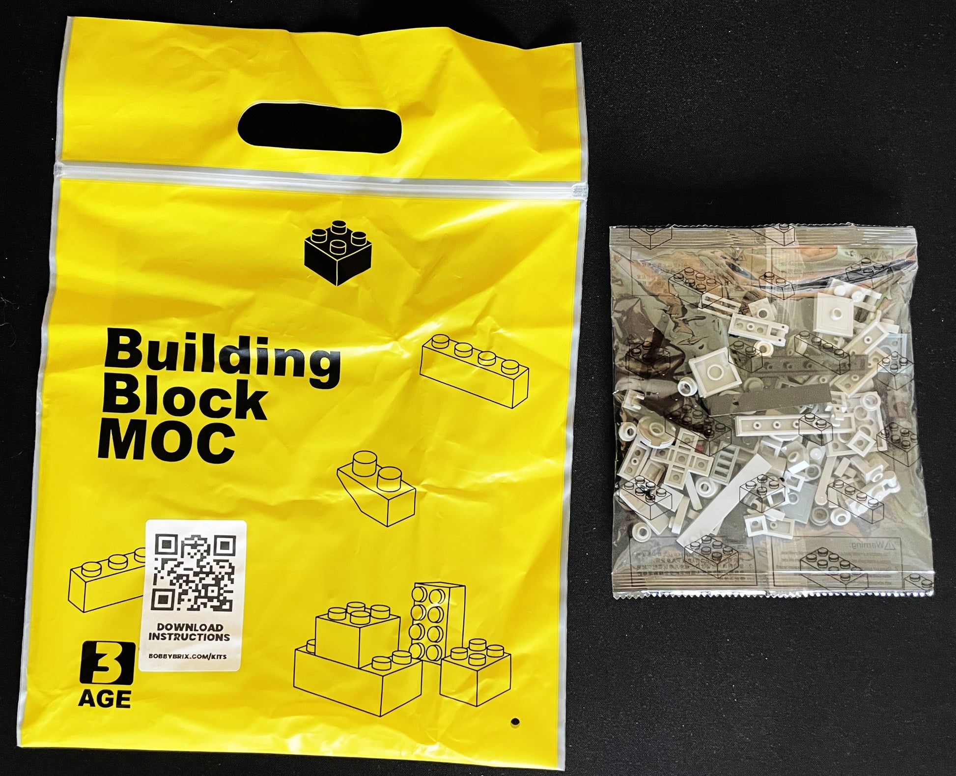 Packaging example of the Bratislava Kamzik TV Tower MOC Kit.